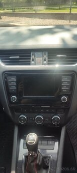 Škoda octavia 3 2.0tsi VRS 162kw - 9