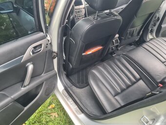 Peugeot 407 SW - 9