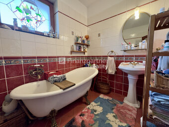 Na predaj sympatický 4-izbový klimatizovaný rodinný dom - 9