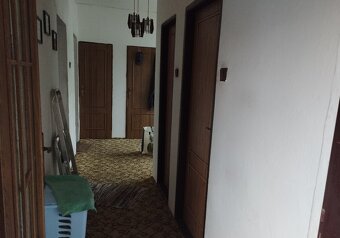 Rodinný dom na bývanie, podnikanie 770 m² Stráne - Martin - 9