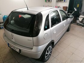 Opel corsa - 9