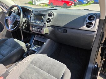 VOLKSWAGEN TIGUAN 2.0CRTDI 103KW 4X4 NAVI,XENON,PANORAMA.. - 9