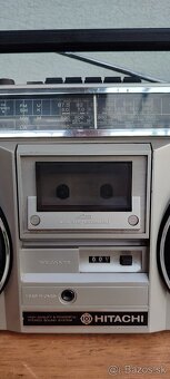 Radiomagnetofon HITACHI - 9