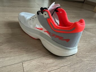 Altra Vanish tempo - NOVE - ZARUKA - 9
