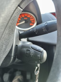 Peugeot 207 1.4i - 9