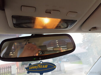 Toyota Avensis 2,2 D-Cat 130kW - 9