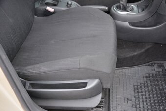 Citroen C4 2007 1.60 HDI - 9