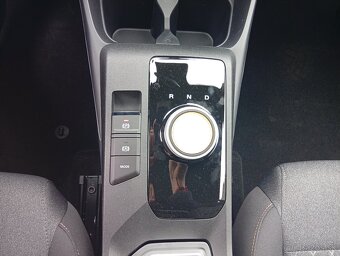 Mg MG3 1,5 HYBRID ESSENTIAL - 9