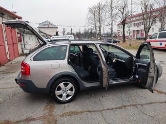 Škoda Octavia II SCOUT - 9