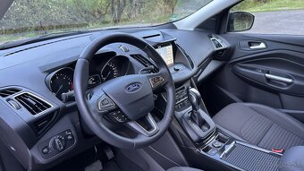 FORD KUGA 2.0TDCi 4X4, AUTOMAT, LED, PANORÁMA, NAVI, ŤAŽNÉ - 9