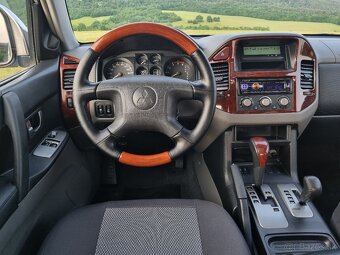 Mitsubishi Pajero 3,2Di-D ..4x4..Top stav ... - 9