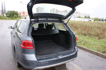 Volkswagen Passat Variant Alltrack 2.0 TDI BMT 177k 4MOTION - 9