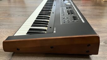 Predám Roland VR-730 + hard case - 9
