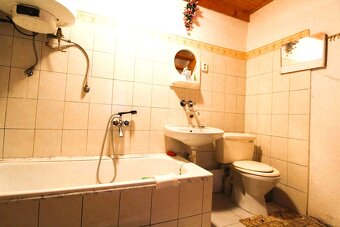 Romantická chalupa na polosamote /241 m2/, Bytča - Veľké Rov - 9