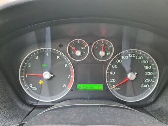Ford focus - 9