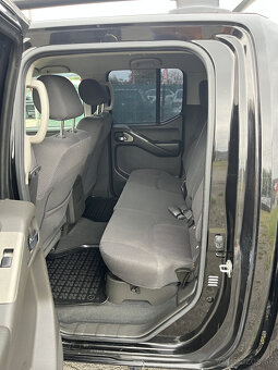 Nissan Navara 2.5DCi A/T, 4x4 - 9