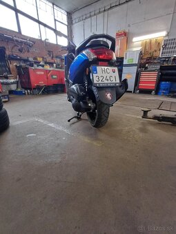 Yamaha Nmax 125 - 9
