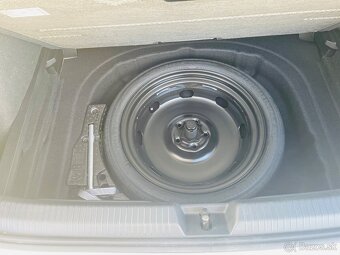 Volkswagen Golf 2024, 17 400km - 9