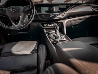 Opel Insignia Grand Sport - 9