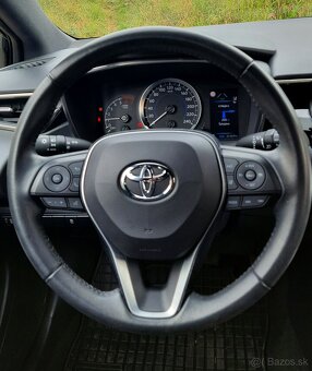 Predám Toyota Corolla 1.8 Hybrid e-CVT Comfort, 72kW, A/T - 9