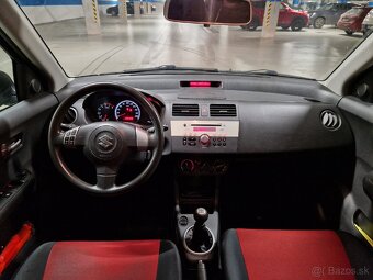 Suzuki Swift 1.3i - 9