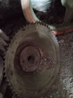 Predám náhradné diely kombajn e-512-514 - 9