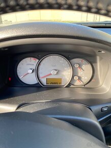KIA Carens 2.0 diesel 2007 7 miest - 9