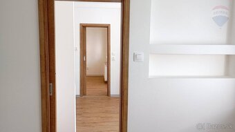 Predaj zrekonštruovaného 4-izbového bytu v Petržalke pri luž - 9
