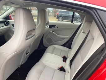 Mercedes-Benz CLA 180 A/T Shooting Brake,len 22000 KM - 9