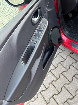 Renault clio 0.9 Tce,2019, 85 000 km,kup.SR,2.majitel - 9