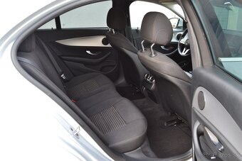 Mercedes-Benz E trieda Sedan 220d 4 MATIC - 9