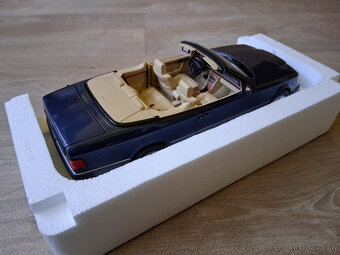 Mercedes-Benz 1:18 - 9