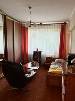 5-IZB. BYT, ZÁHRADA, GARÁŽ, VIHORLATSKÁ ULICA, PODHRADOVÁ - 9
