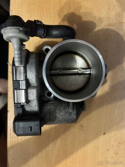 Škrtiaca klapka Octavia 1 AUM/AQU - 9