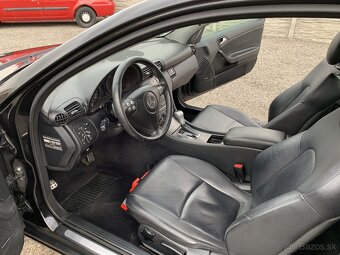 MERCEDES-BENZ C TRIEDA KUPÉ 230 V6 EVOLUTION SPORT 7G A/T - 9