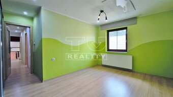 Rodinný dom - 2 samostatné byty, priestranná terasa a... - 9