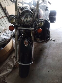 Honda Schadow Aero VT 1100 - 9