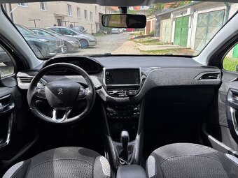 Predám Peugeot 208 2014 1.2 VTi - 9