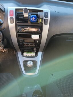 Predam hyundai tuscon 2.0crdi - 9