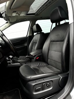 Škoda Octavia 2.0 TDi 4x4 - DSG - Laurin Klement - 2012 - 9