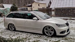 Skoda octavia 2FL RS TDI DSG - 9