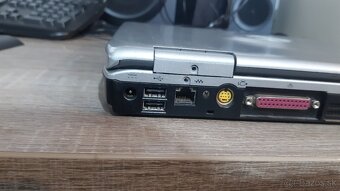 compaQ Presario 2100 - 9