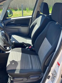 Predám SUZUKI SX4 1.6 VVT - 9