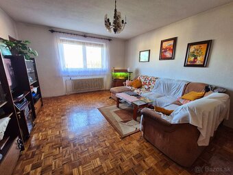Rodinný dom na predaj/Kozárovce/garáž/klimatizácia - 9