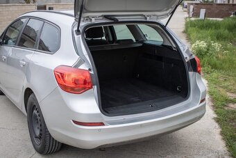 Opel Astra Sport Tourer ST 1.7 CDTI ECOTEC - 9
