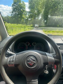 Suzuki SX4 4x4 - 9