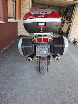 Predám yamaha fjr 1300 - 9