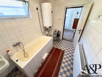 RODINNÝ DOM V HABÁNSKOM DVORE, POZEMOK 1910M2, SOBOTIŠTE, ok - 9