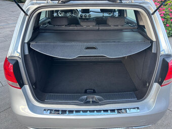 Predám Mercedes B trieda 180 A/T s benzínovým motorom - 9