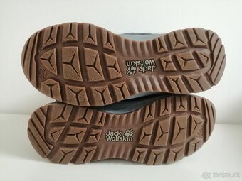 JACK WOLFSKIN - 9